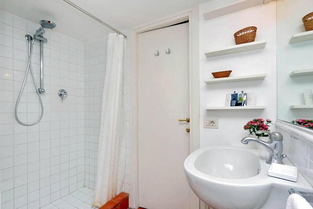 Trastevere Charming Loft | Romeloft Екстериор снимка